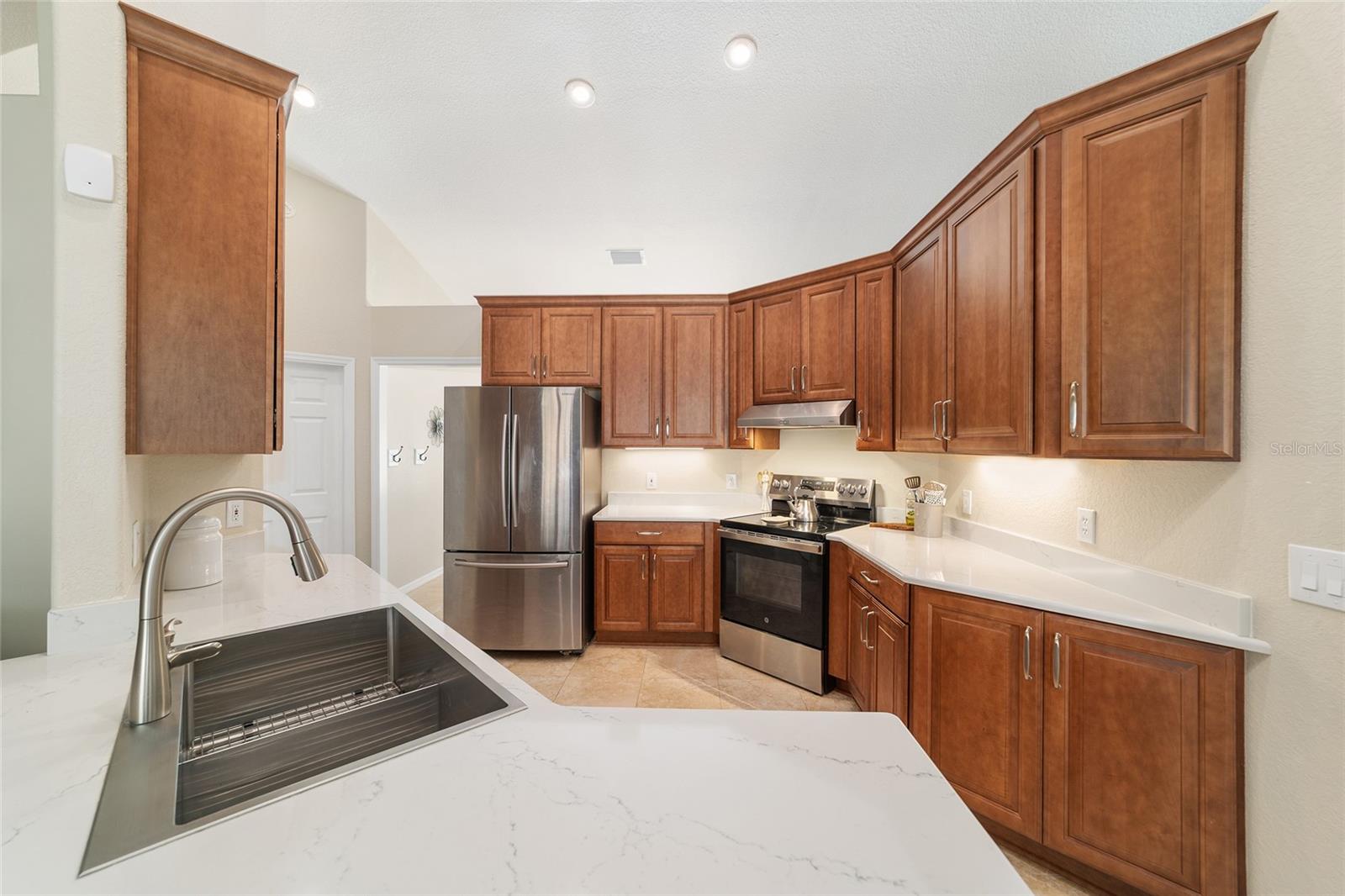 AVONDALE - Residential