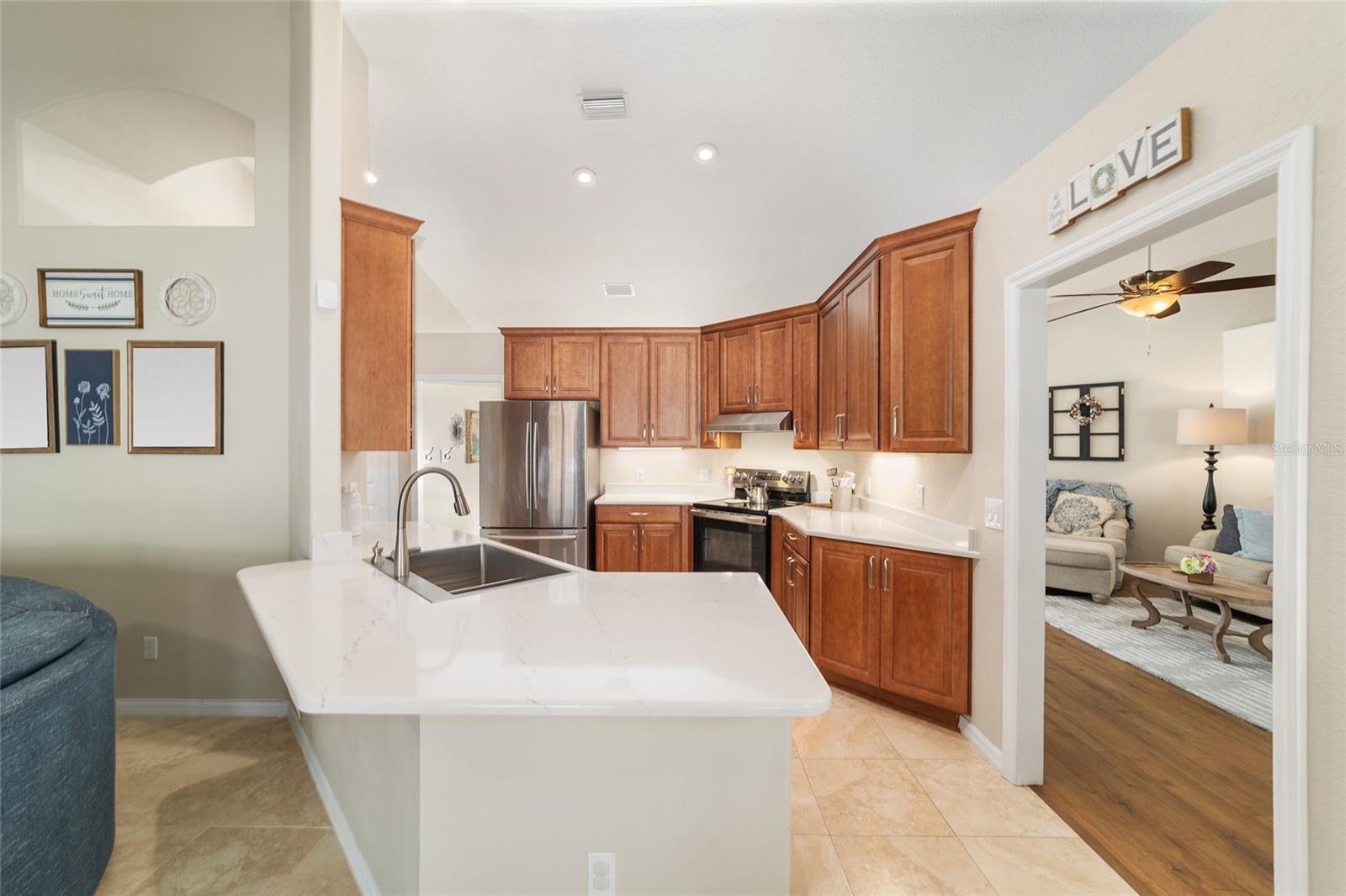 AVONDALE - Residential