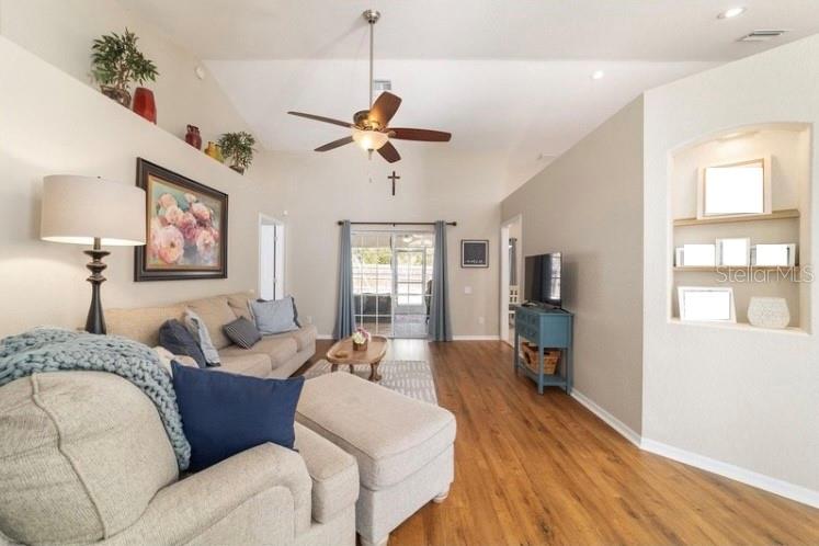 AVONDALE - Residential