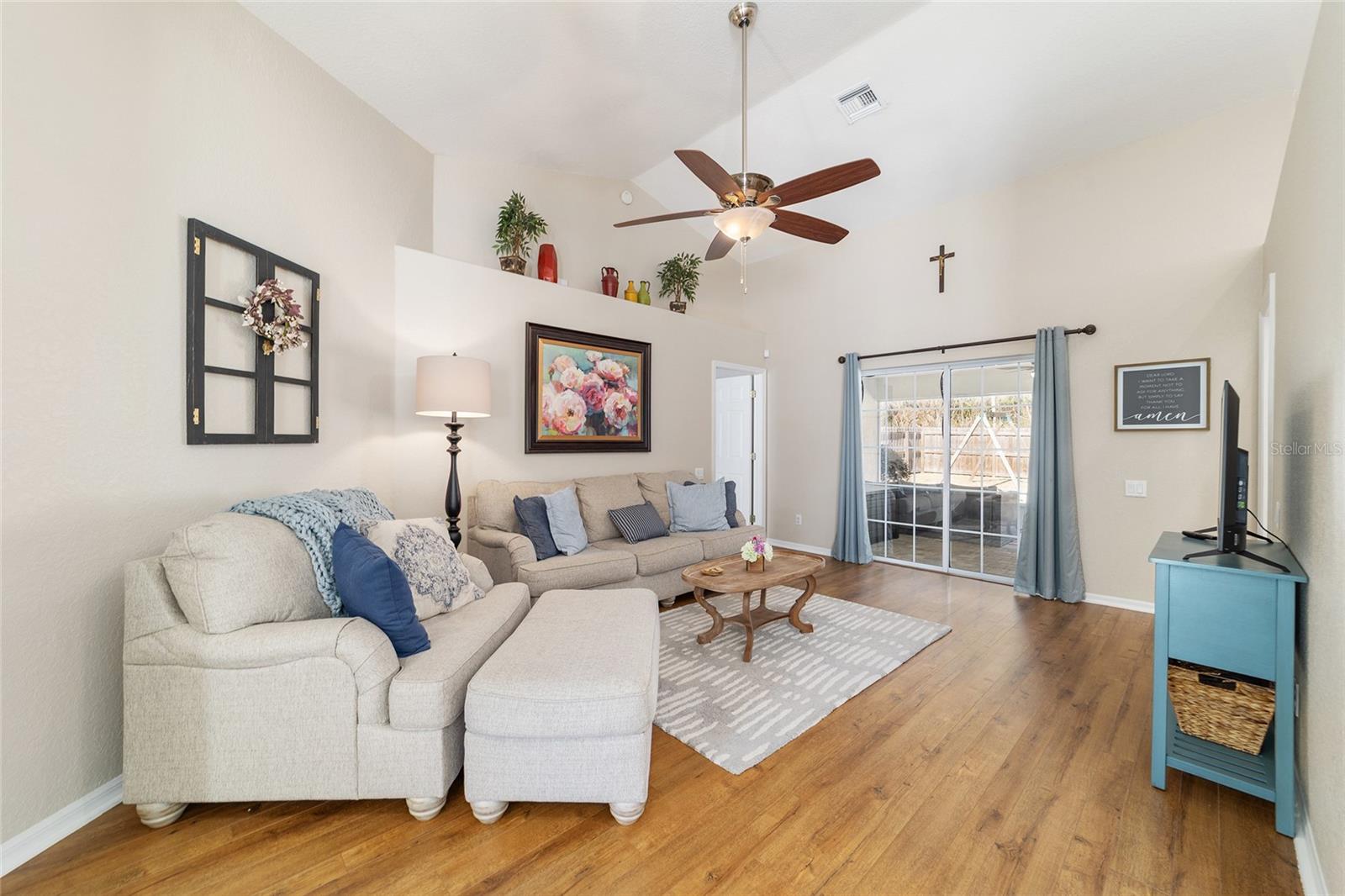 AVONDALE - Residential