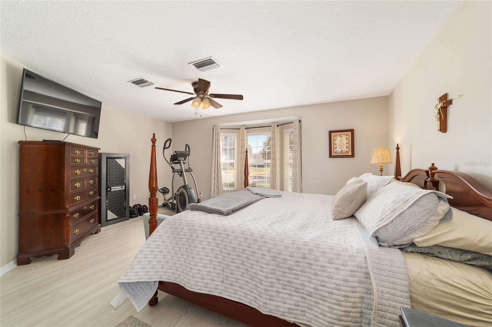 AVONDALE - Residential