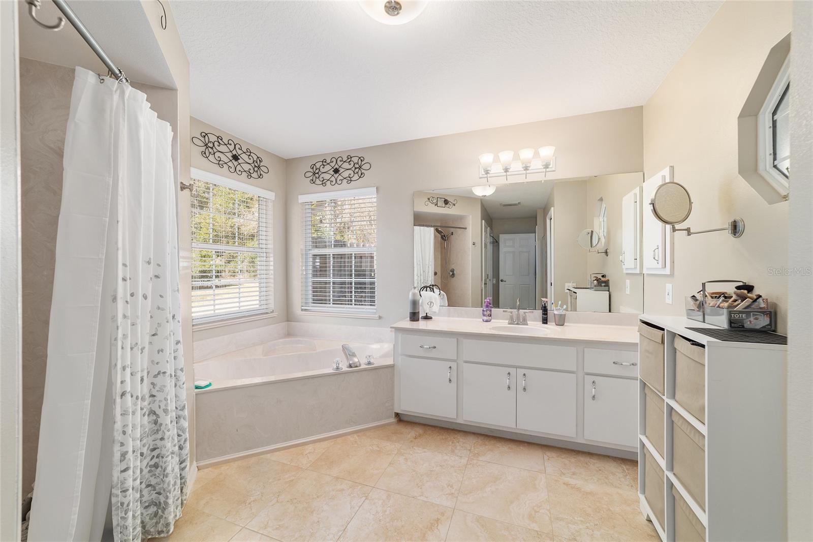 AVONDALE - Residential