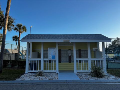 A home in PALM HARBOR