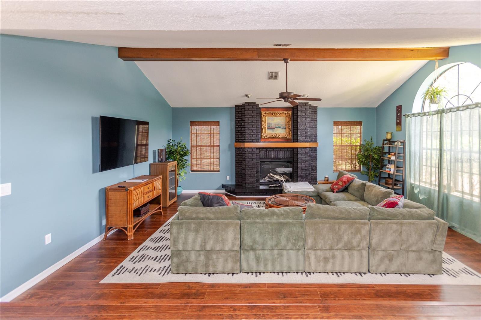 EAST LINDEN ESTATE - Residential
