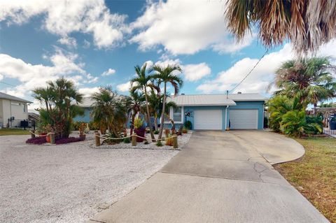 A home in PORT CHARLOTTE