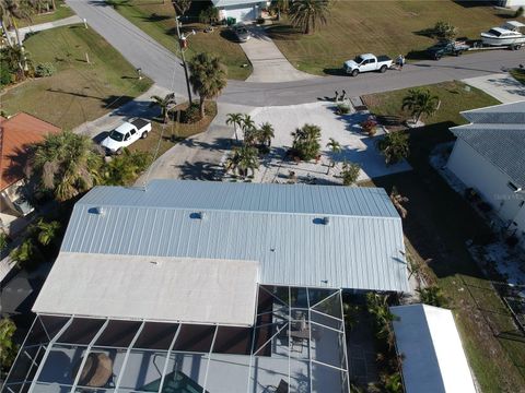 A home in PORT CHARLOTTE