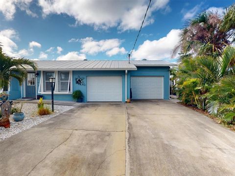 A home in PORT CHARLOTTE