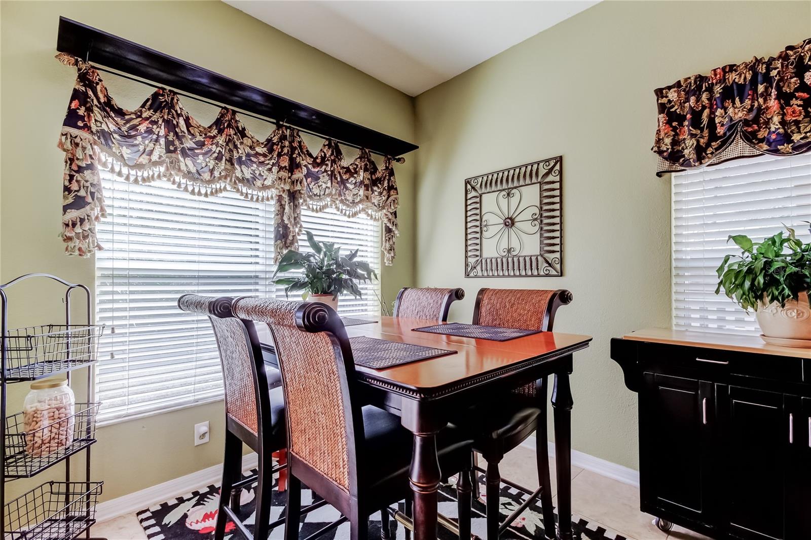 WATERS EDGE PH 2 - Residential