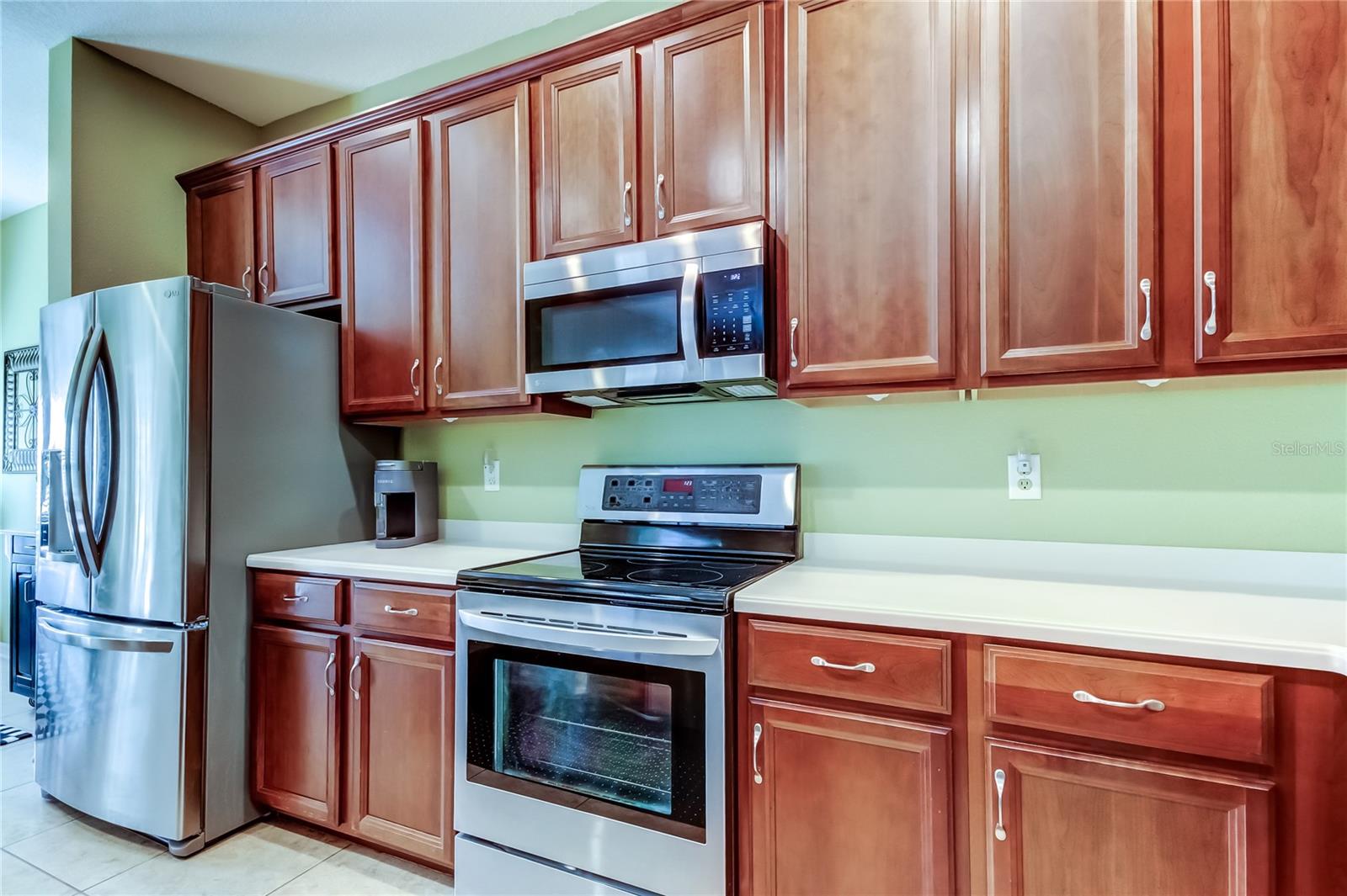 WATERS EDGE PH 2 - Residential