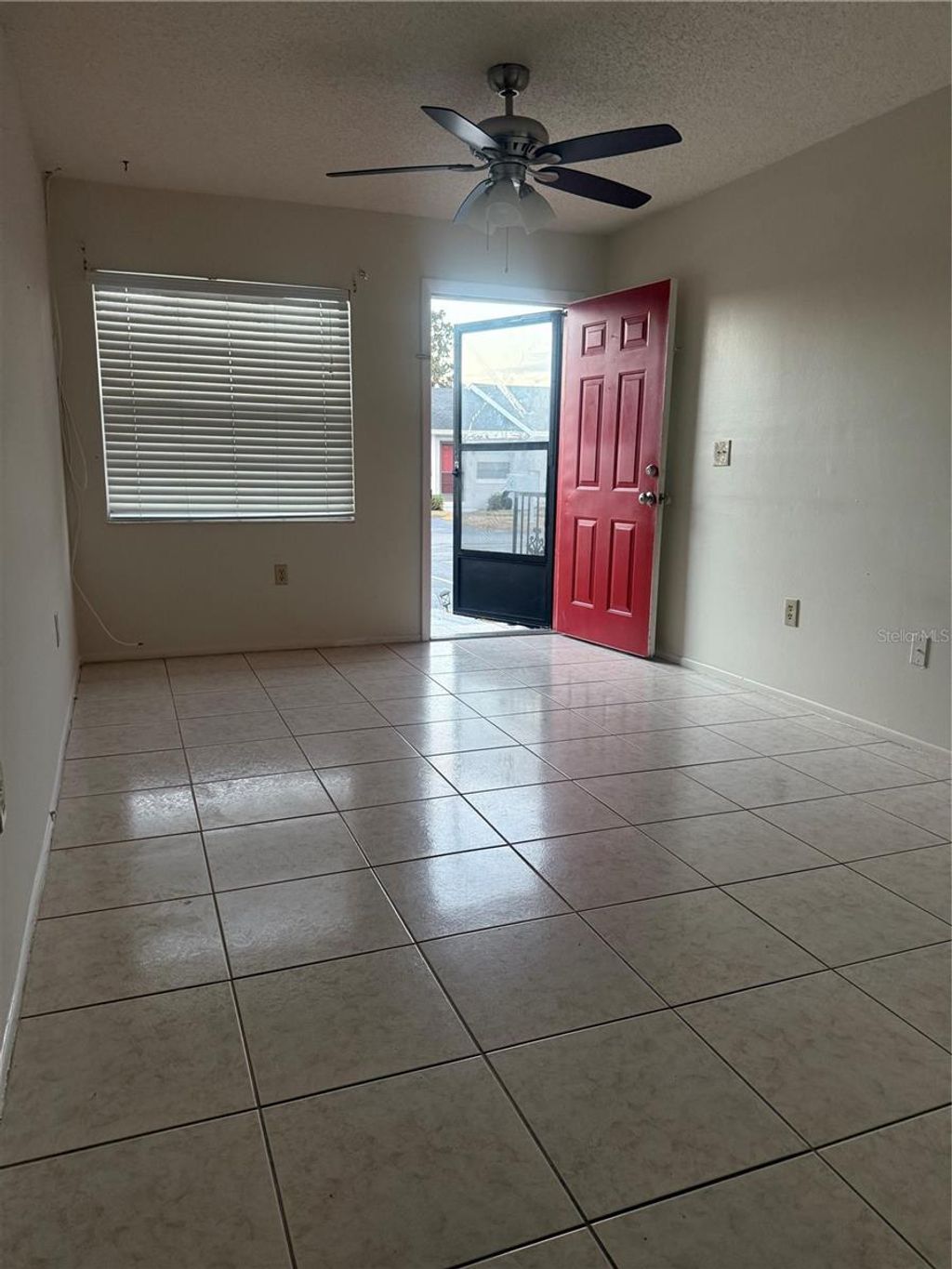 Photo of 22 Lake Villa Way, Kissimmee, FL 34743 (MLS # S5145289)