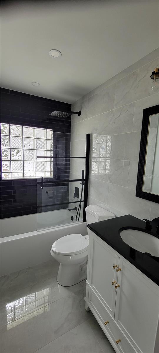 WOODMONT PARK ESTATES - Residential Lease