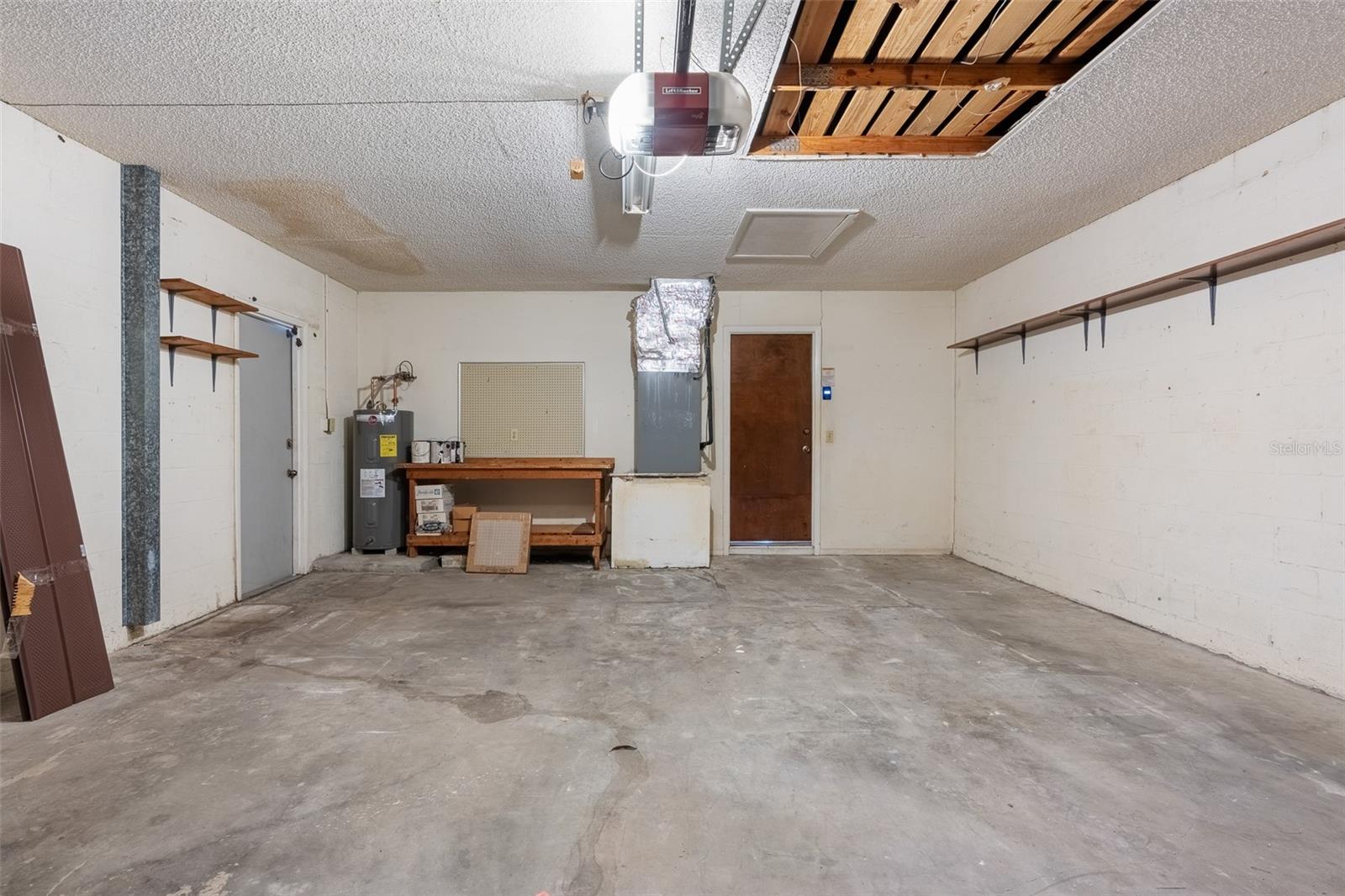 CYPRESS POINT - Residential