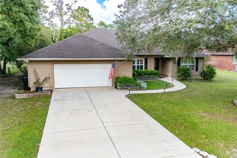 A home in KEYSTONE HEIGHTS