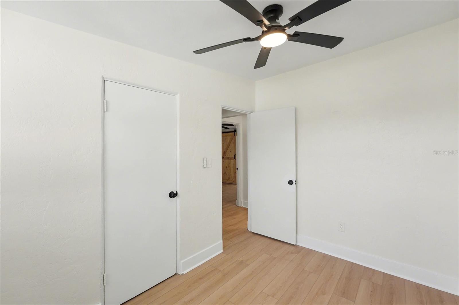 SEMINOLE LAKE VILLAGE 2ND ADD - Residential