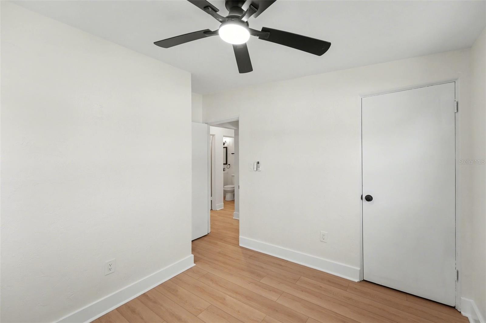 SEMINOLE LAKE VILLAGE 2ND ADD - Residential