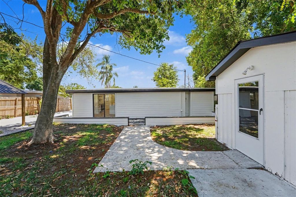 Photo of 9482 Crestview Street, Seminole, FL 33772 (MLS # TB8498214)