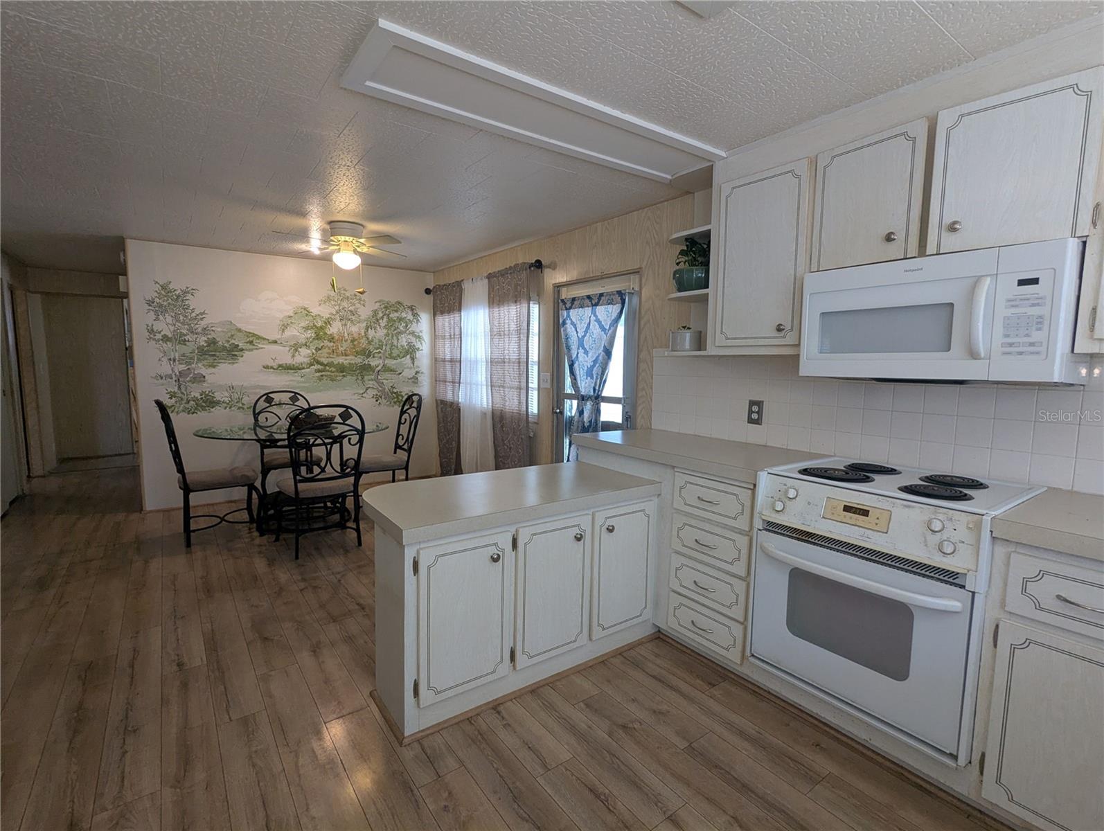 SUN-AIR COUNTRY CLUB - Residential