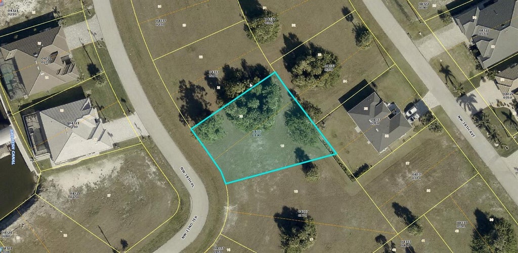 Photo of 2253 NW 38th Place, Cape Coral, FL 33993 (MLS # D6148885)