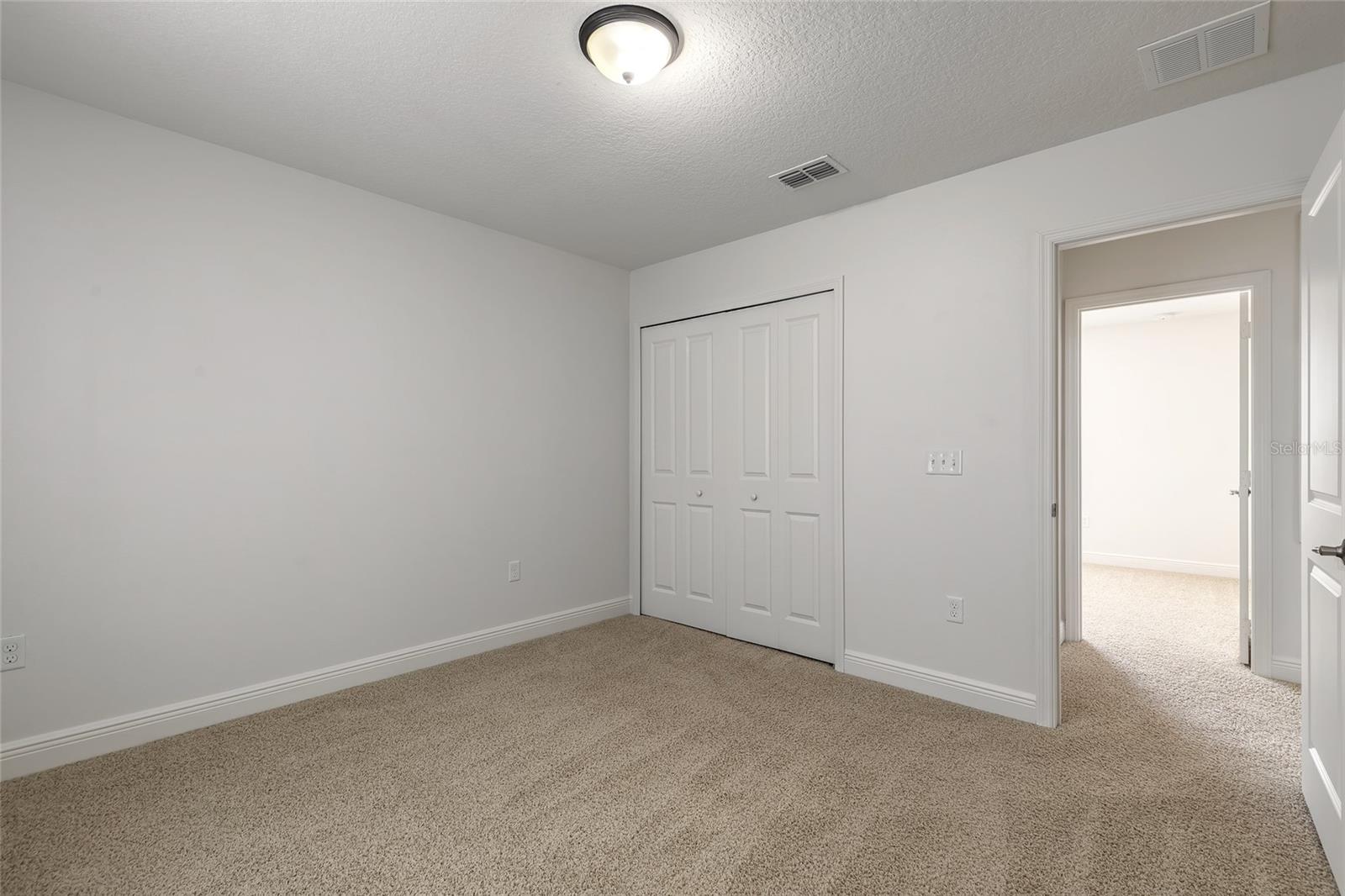 BAYBERRY LAKES - Residential