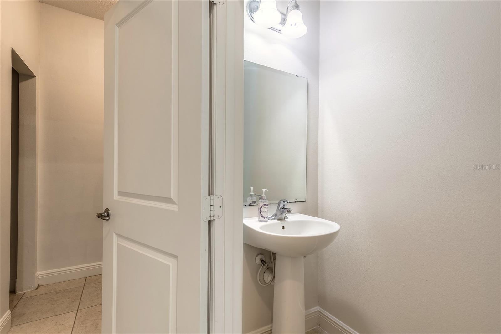 BAYBERRY LAKES - Residential