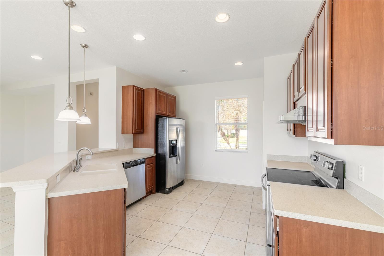 BAYBERRY LAKES - Residential