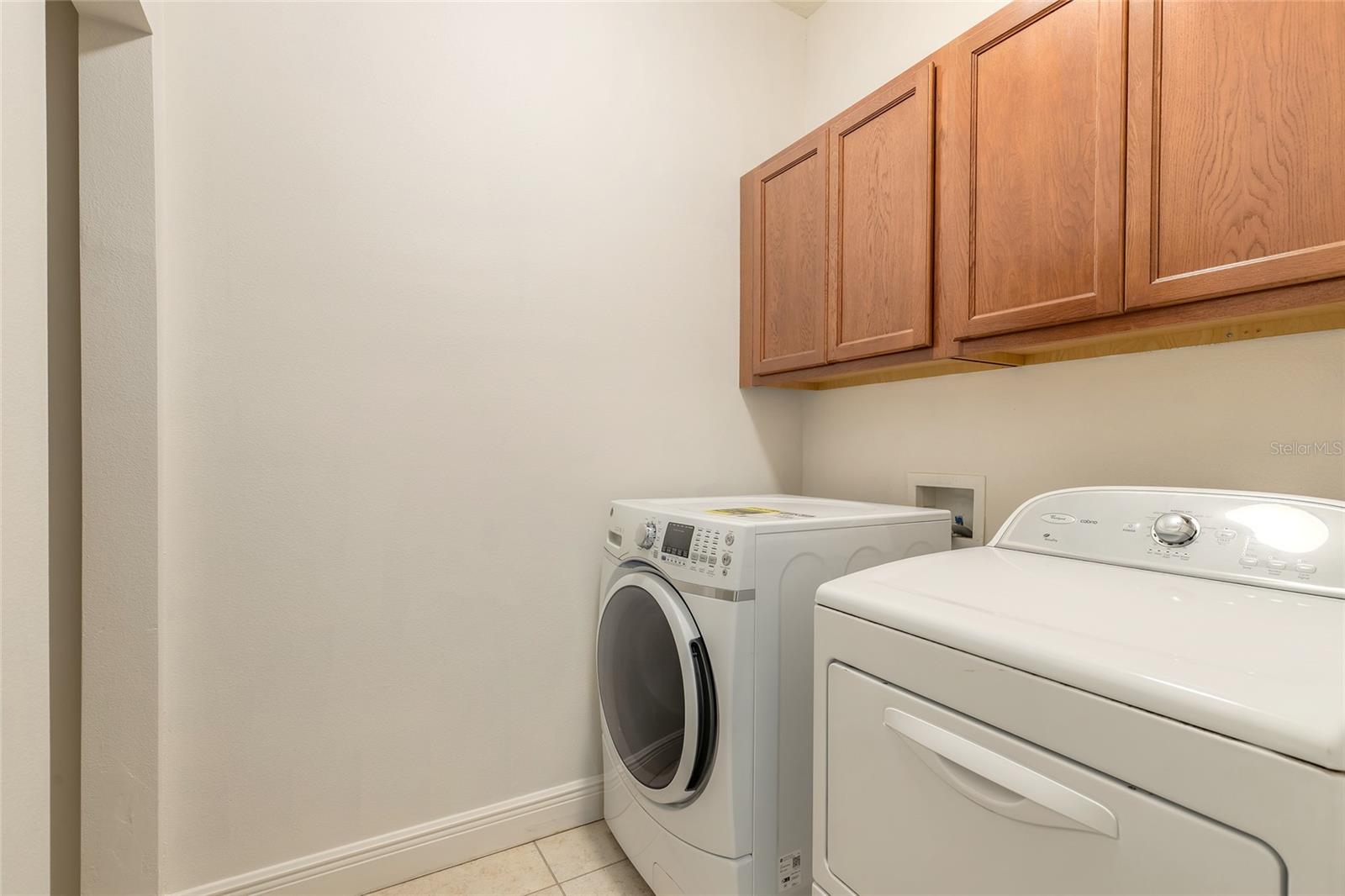 BAYBERRY LAKES - Residential