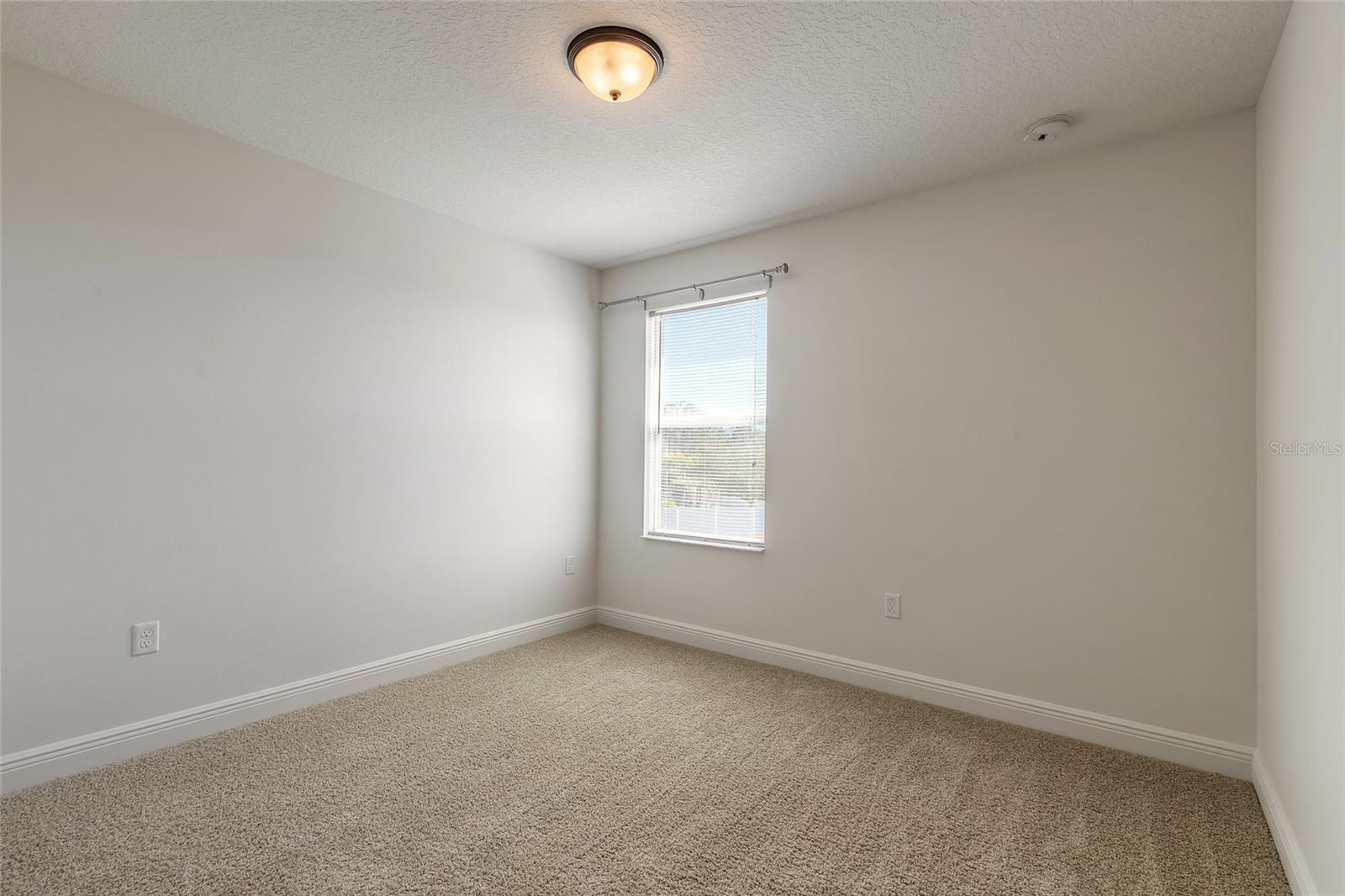 BAYBERRY LAKES - Residential