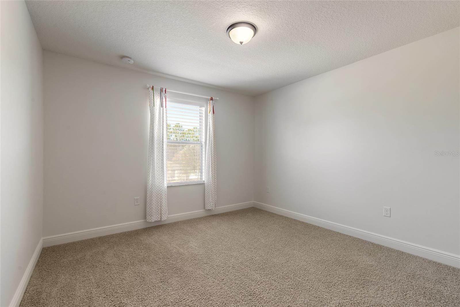 BAYBERRY LAKES - Residential