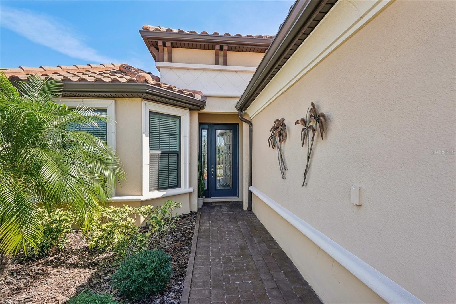 10802 SEASONS WAY