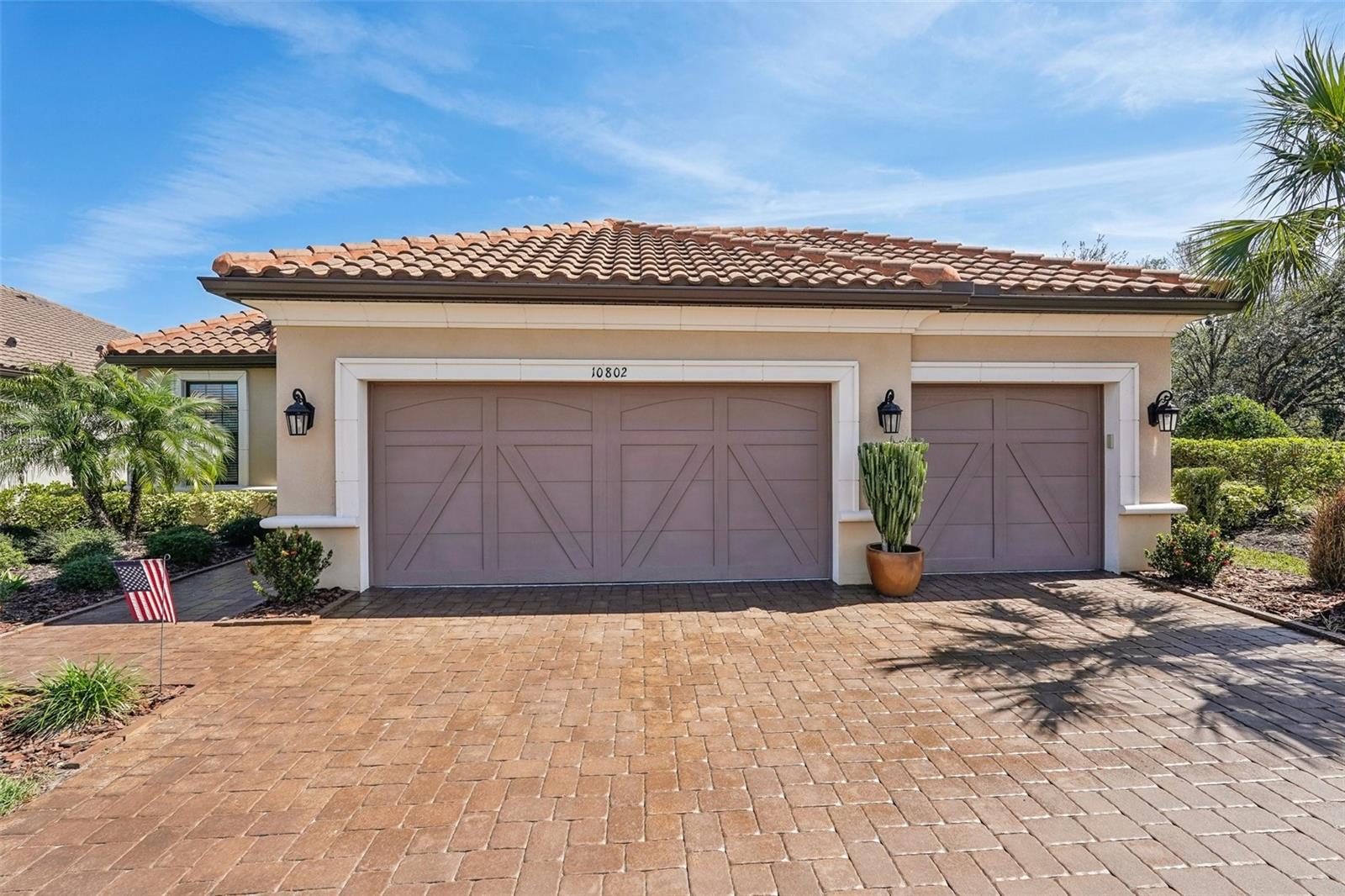 10802 SEASONS WAY