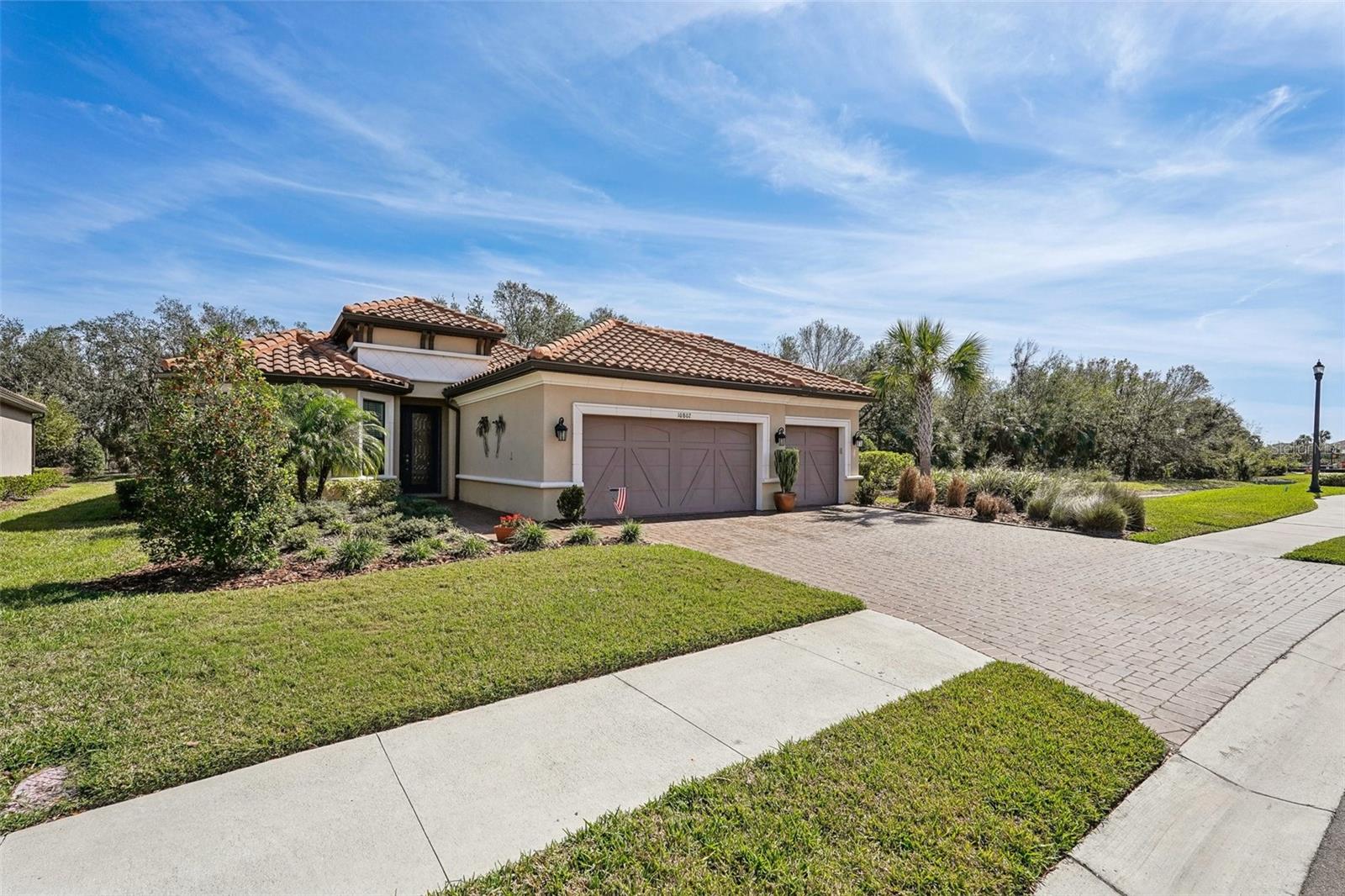 10802 SEASONS WAY
