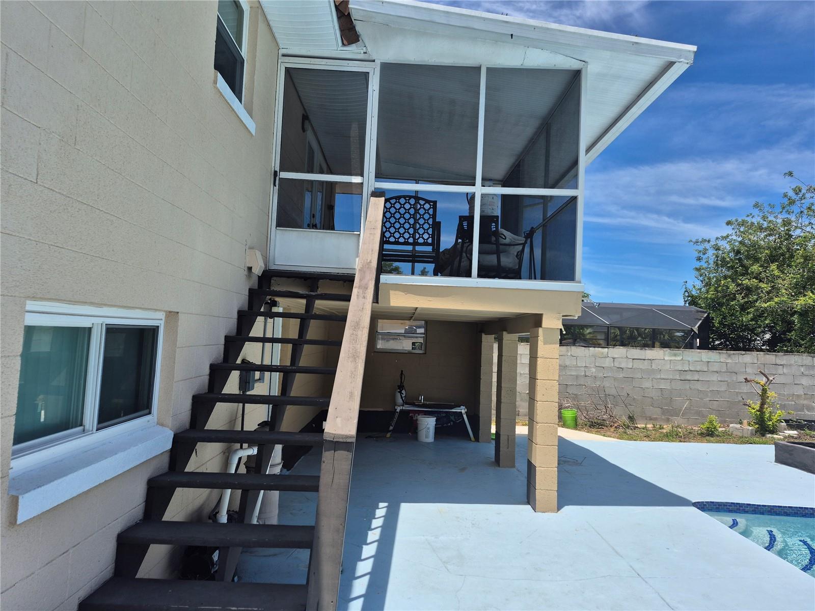 6569 BENHAM COURT
