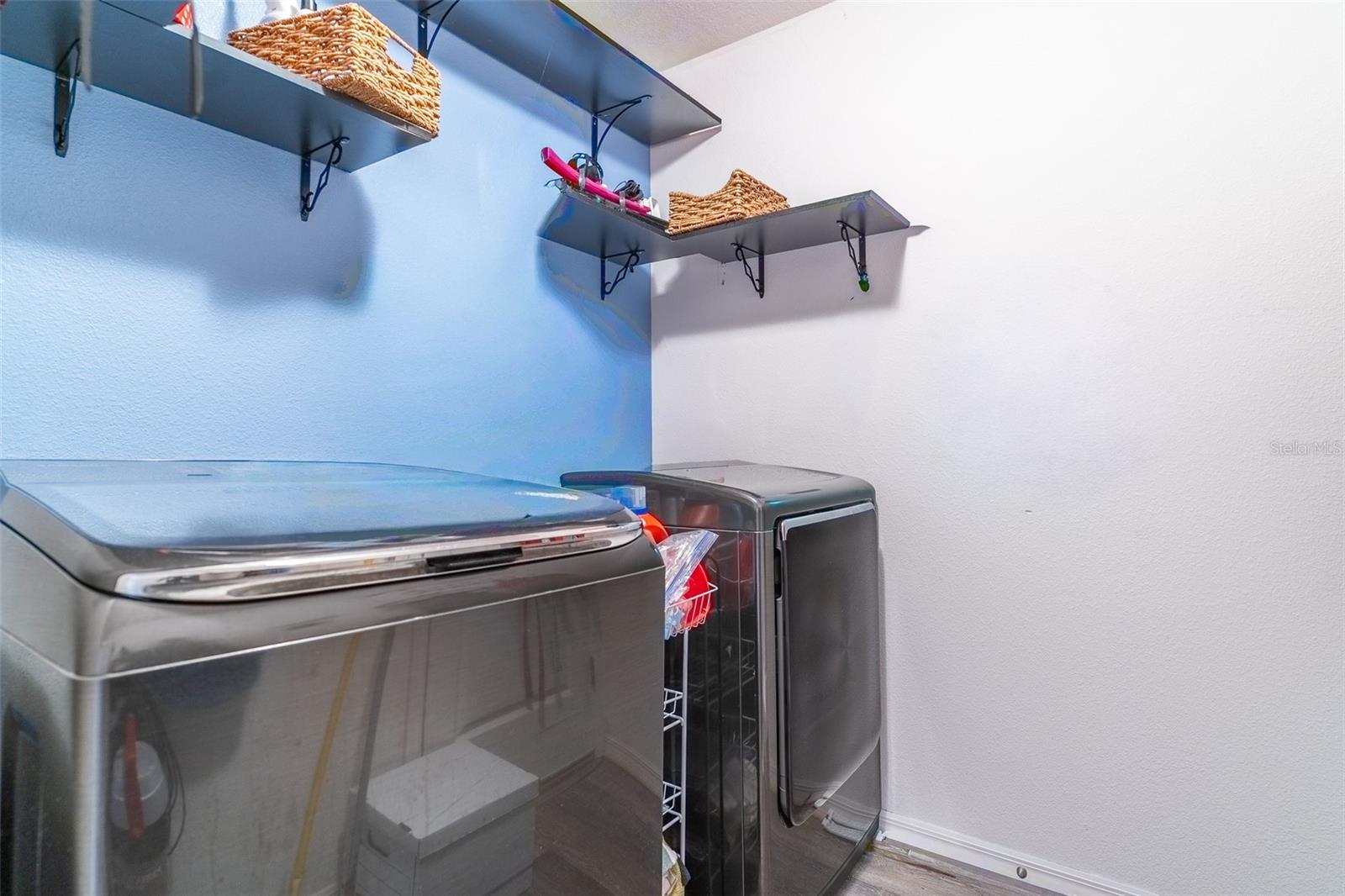 RIDGE DUNDEE - Residential