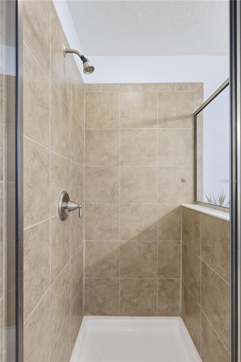 GRAND LNDGS PH 01 - Residential