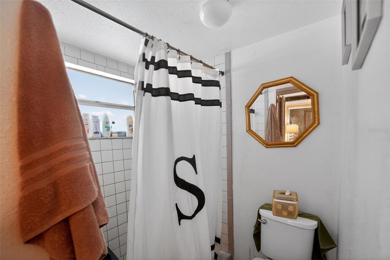 KINGS VILLAGE - Residential