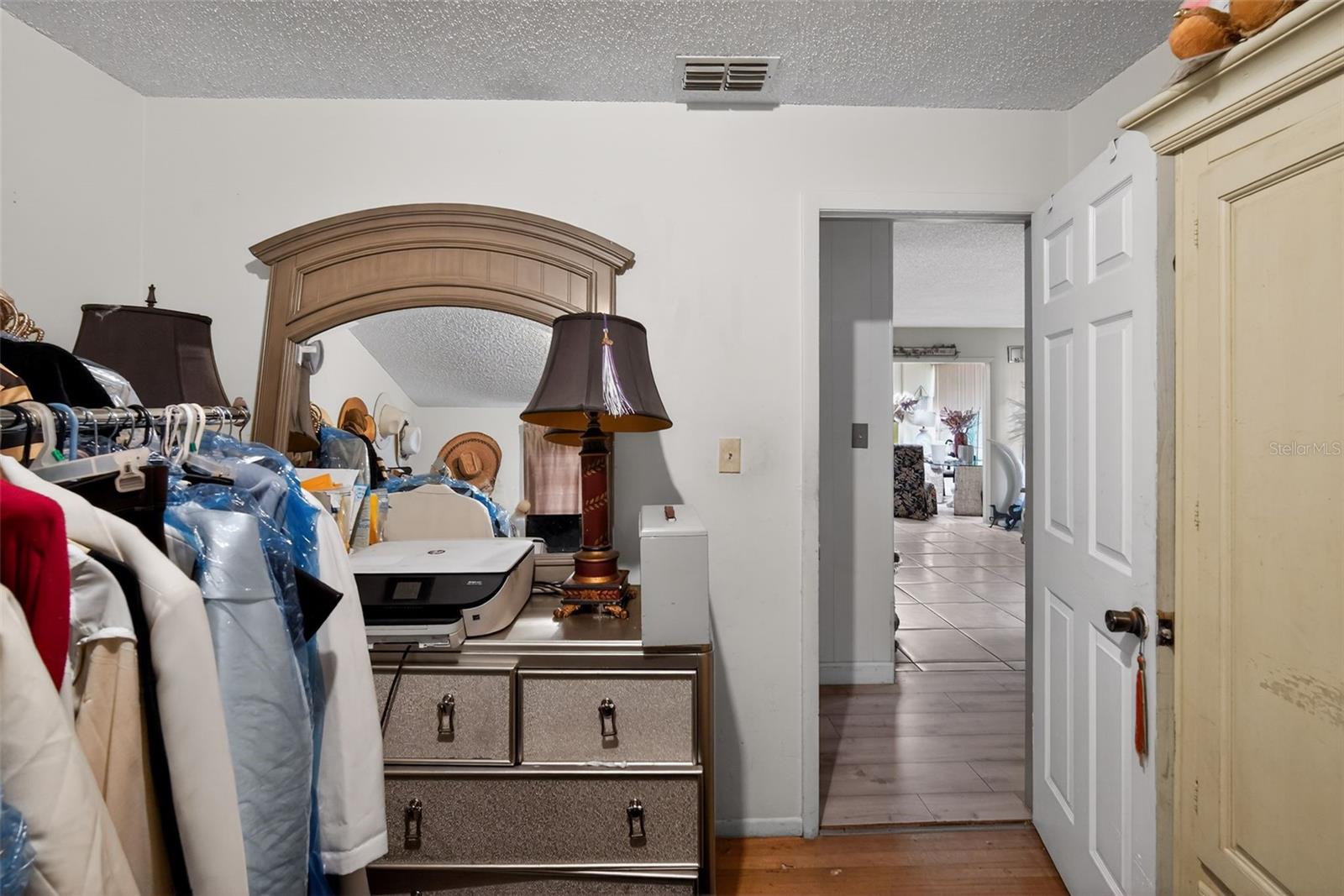 KINGS VILLAGE - Residential