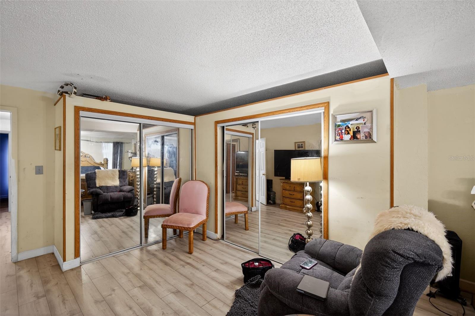 KINGS VILLAGE - Residential