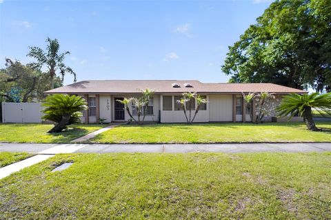 Photo of 1803 S Wilkins Avenue, Plant City, FL 33563 (MLS # O6399688)