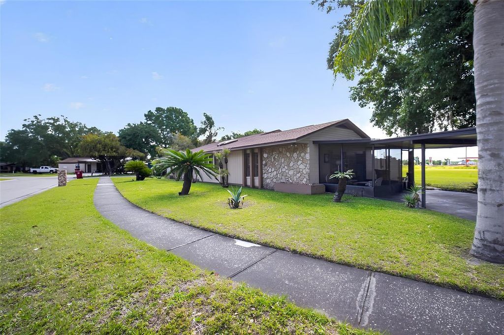 Photo of 1803 S Wilkins Avenue, Plant City, FL 33563 (MLS # O6399688)