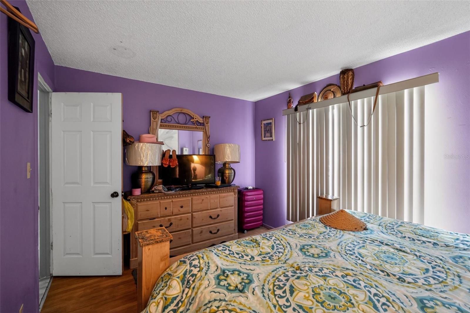 KINGS VILLAGE - Residential