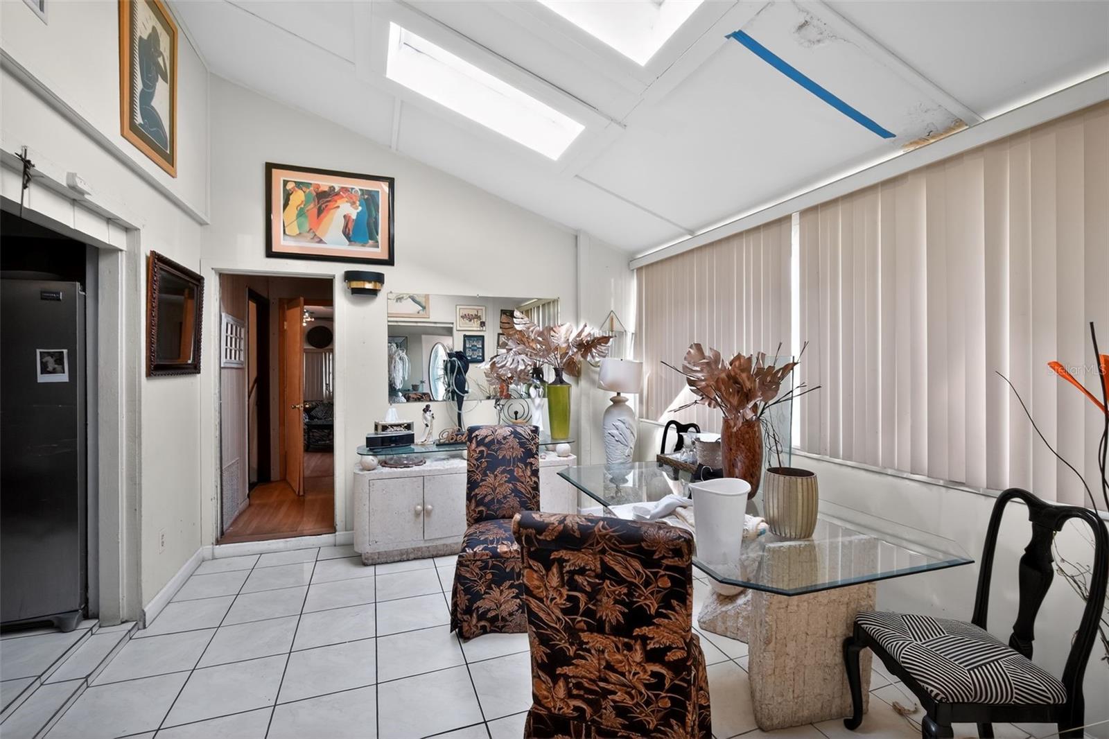 KINGS VILLAGE - Residential