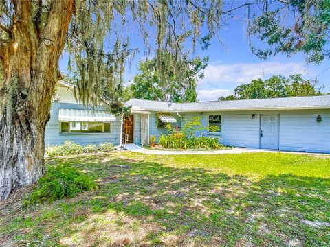 A home in DUNNELLON