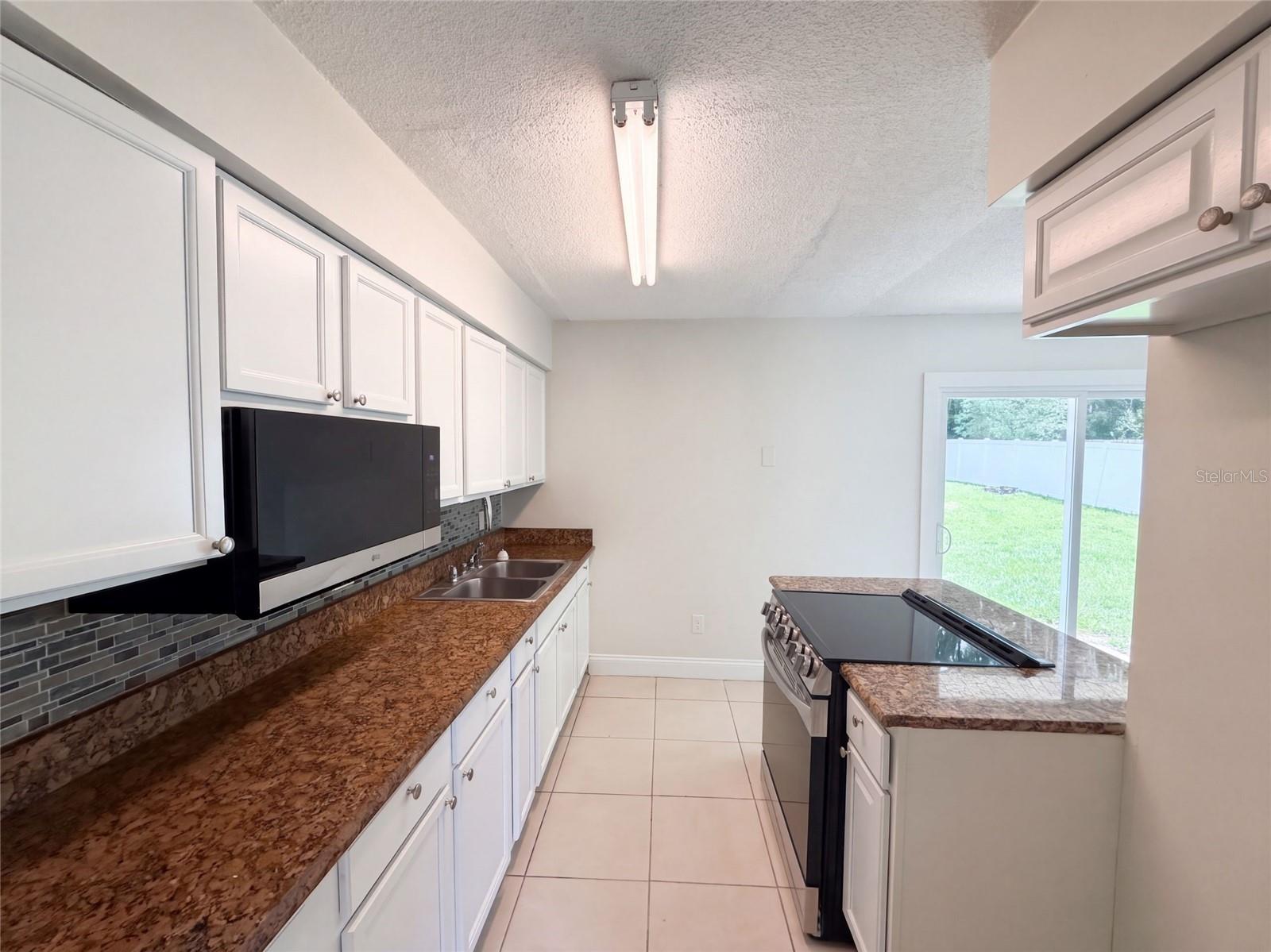 1336 NADINE DRIVE