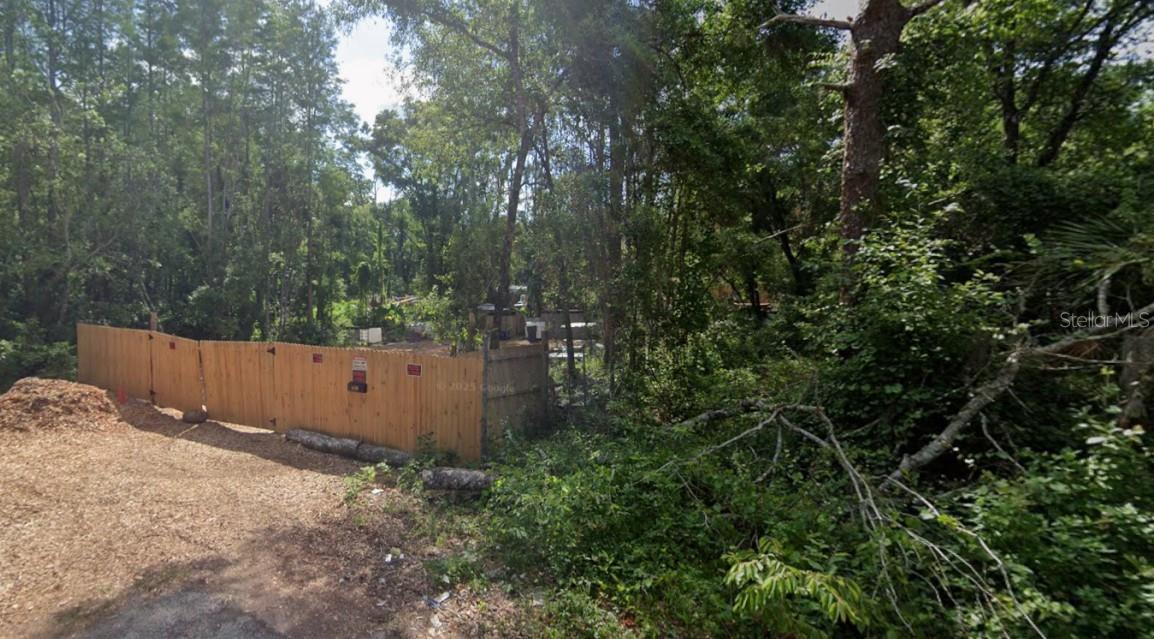 MOON LAKE ESTATES - Land