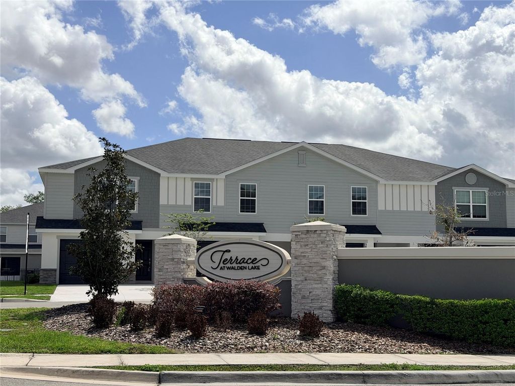 Photo of 2738 Idyll Lakes Circle, Plant City, FL 33566 (MLS # TB8498610)