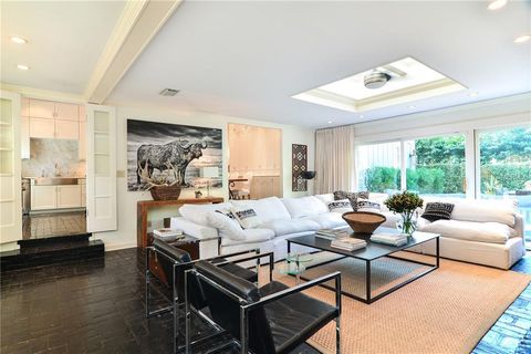 A home in TAMPA