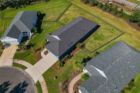 A home in PARRISH