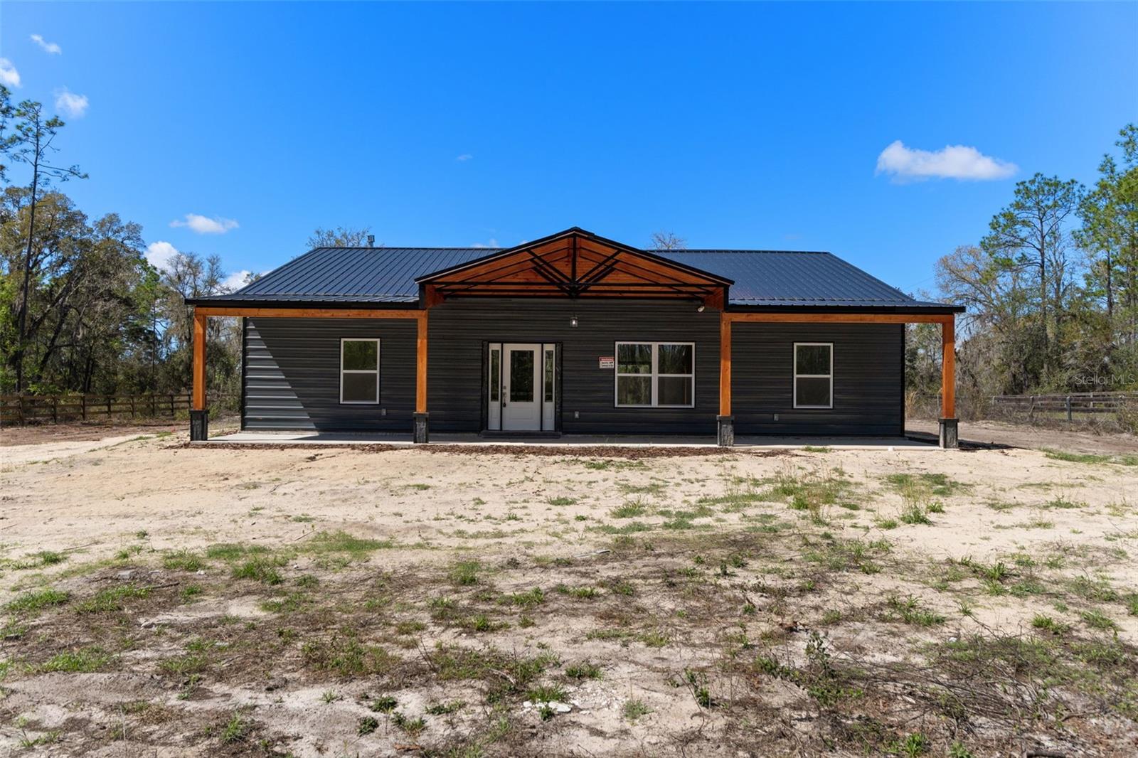 RAINBOW LAKES ESTATE - Residential