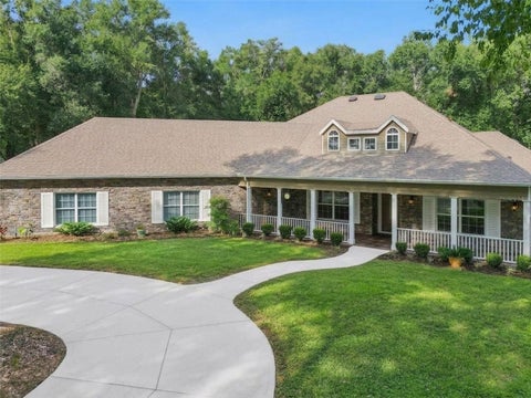 Photo of 35629 Seneca Reserve Drive, Eustis, FL 32736 (MLS # O6442977)