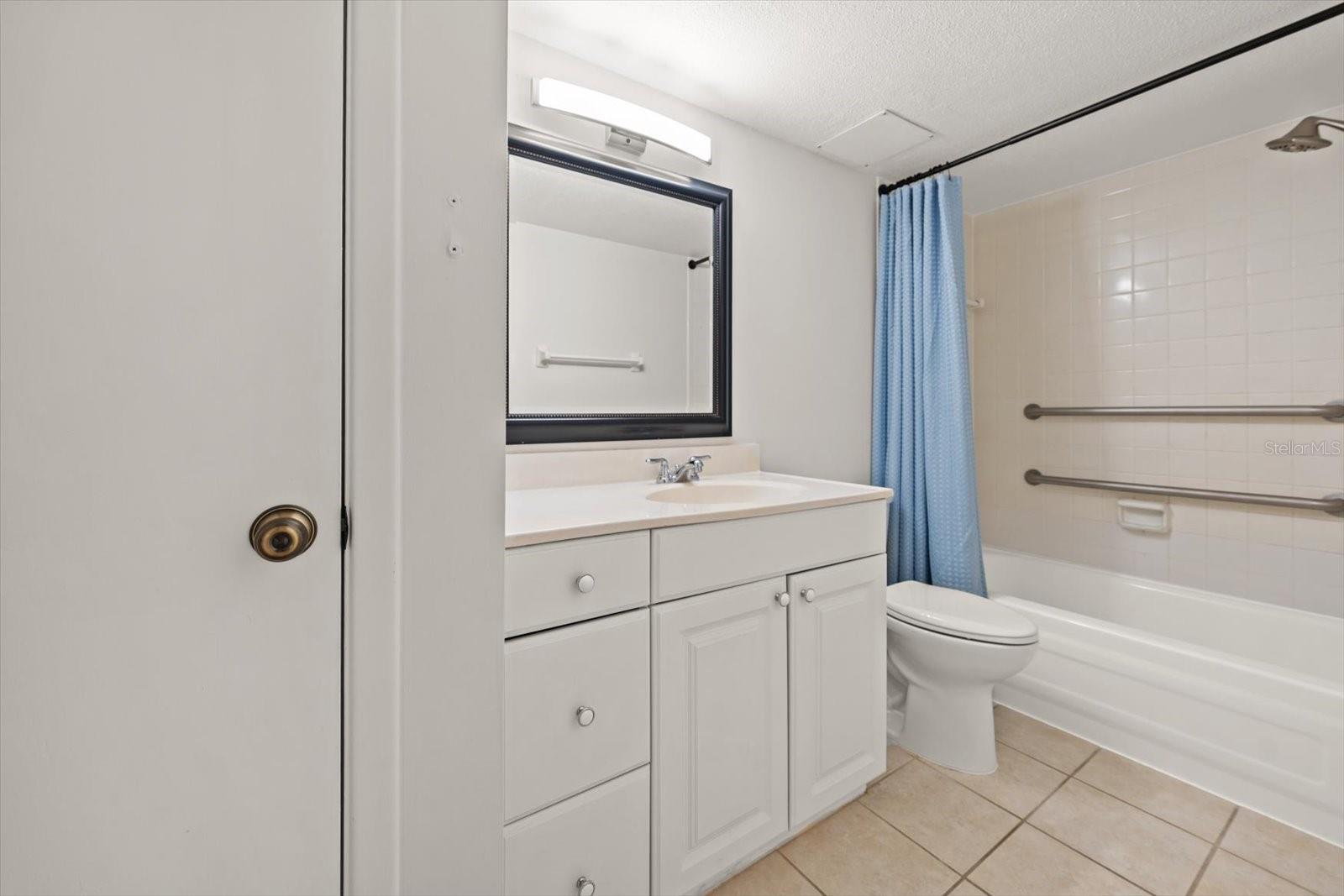 HEATHER LAKE APTS CONDO - Residential